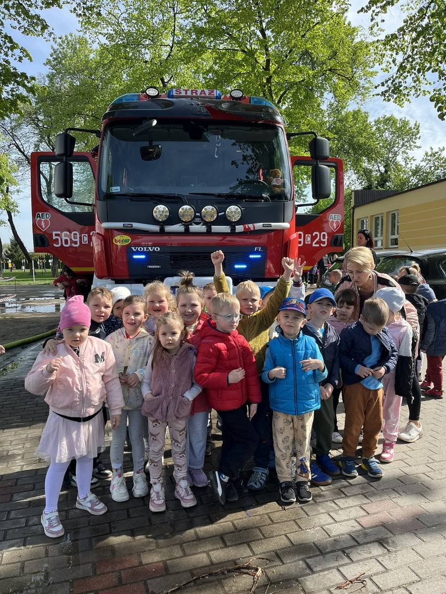 Wizyta strażaków w przedszkolu